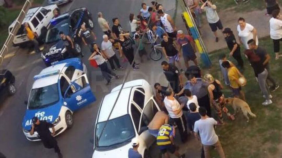 Acribillaron a policía  frente a una iglesia