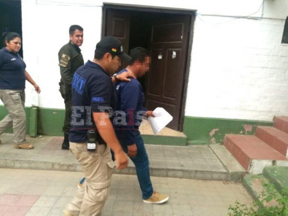 Policía suspende a teniente imputado por feminicidio