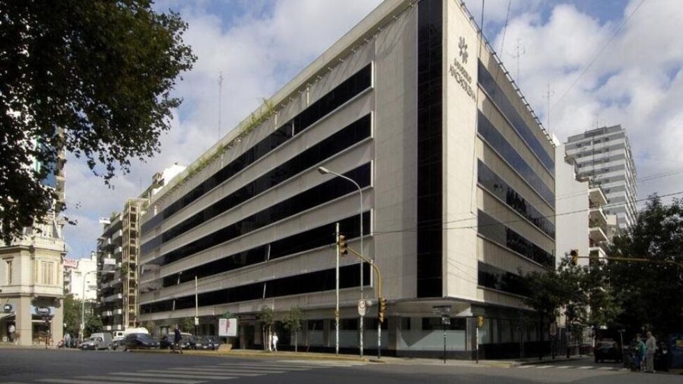 Secuestraron y violaron a una joven en Argentina
