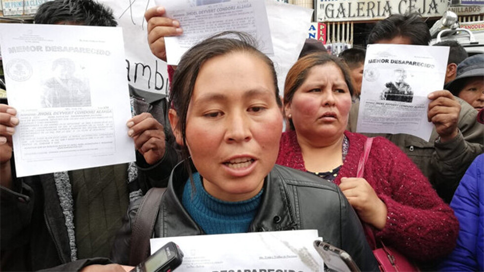 Padres de familia protestan y exigen encontrar a Jhoel