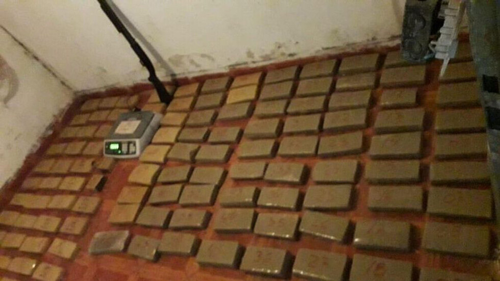 Cae “El Gordo Jony”, con más de 200 panes de marihuana