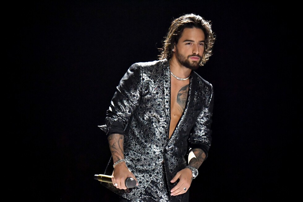 Maluma sorprende y anuncia que se retira por una semana