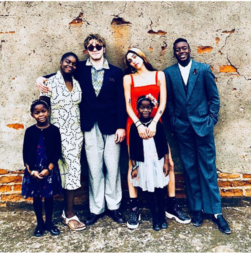 Madonna  subió foto  de sus hijos