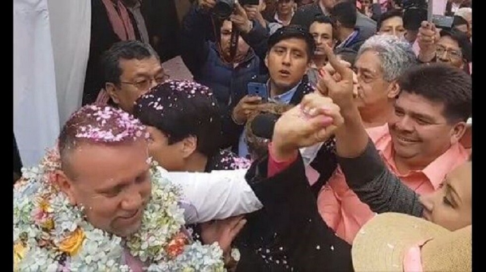 Virginio Lema lanza su candidatura para las primarias por el MNR
