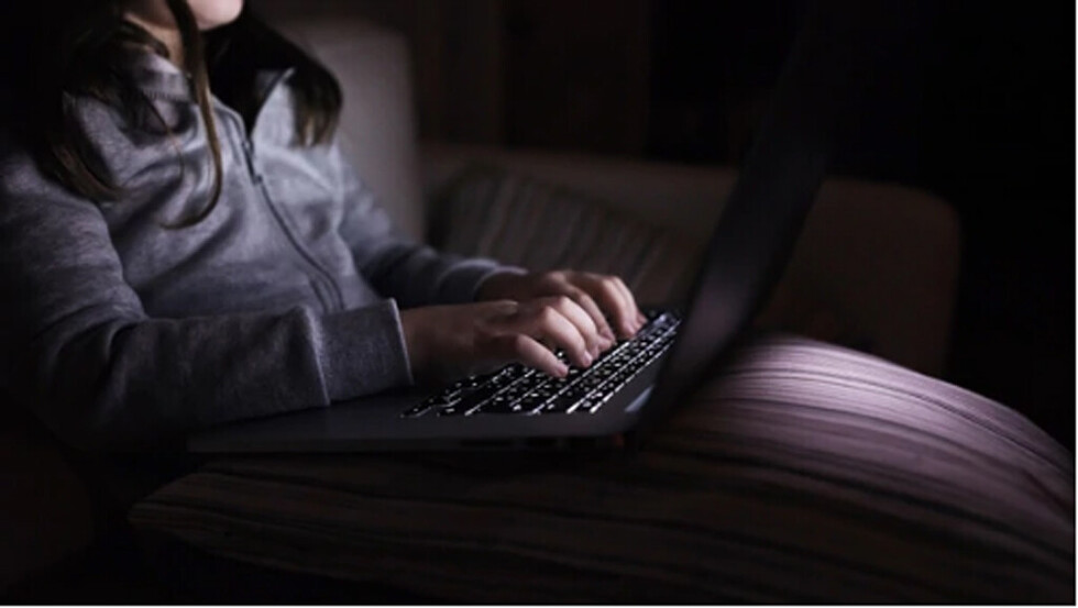 Joven árbitro es acusado de abusar a más de 300 niños