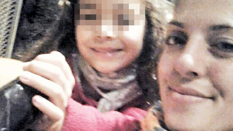 El ex la molió a golpes y  después se llevó al bebé