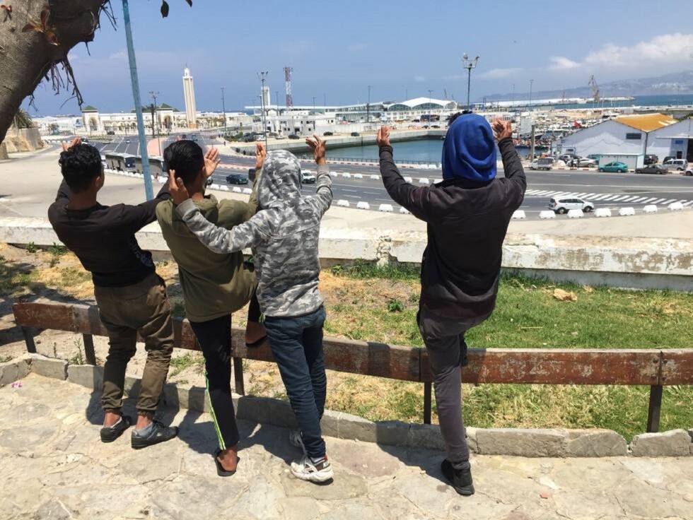 La odisea de los niños migrantes marroquíes que sueñan con llegar a Europa