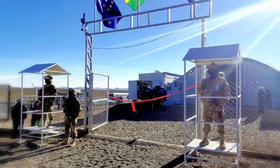 Morales inaugura el primer puesto militar adelantado anticontrabando en Charaña