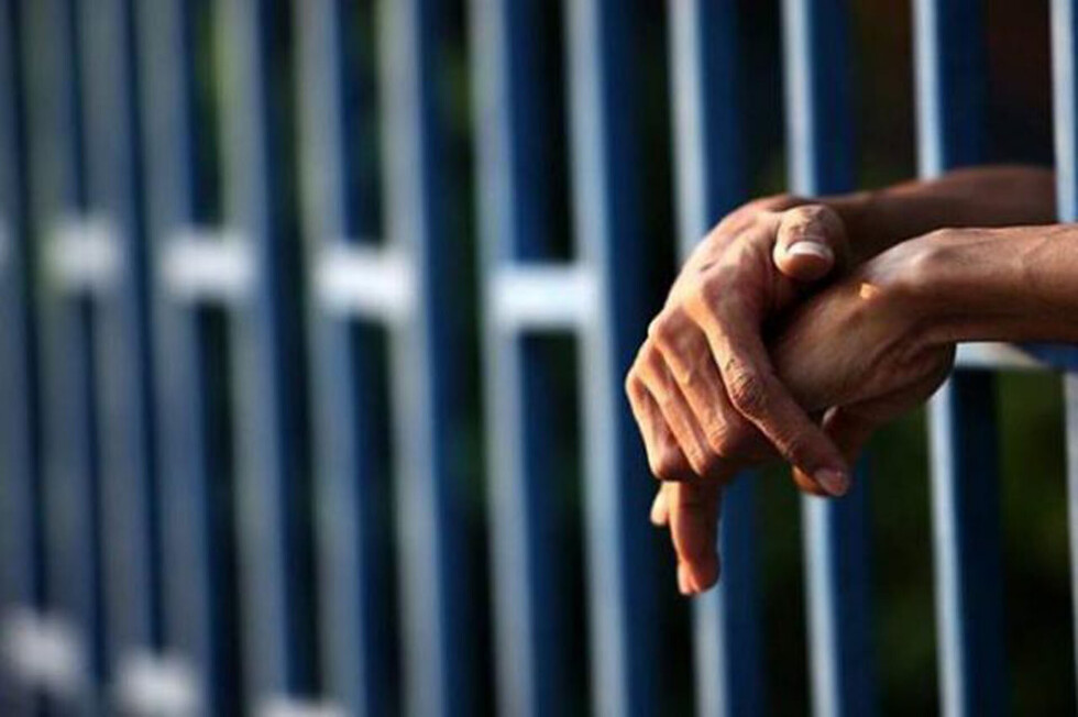 Denuncian a un anciano por abuso sexual