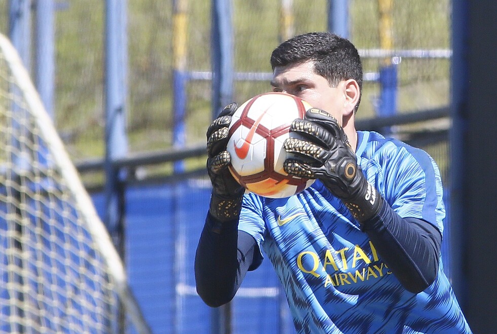 Huracán seduce a Carlos Lampe  para que sea el dueño del arco