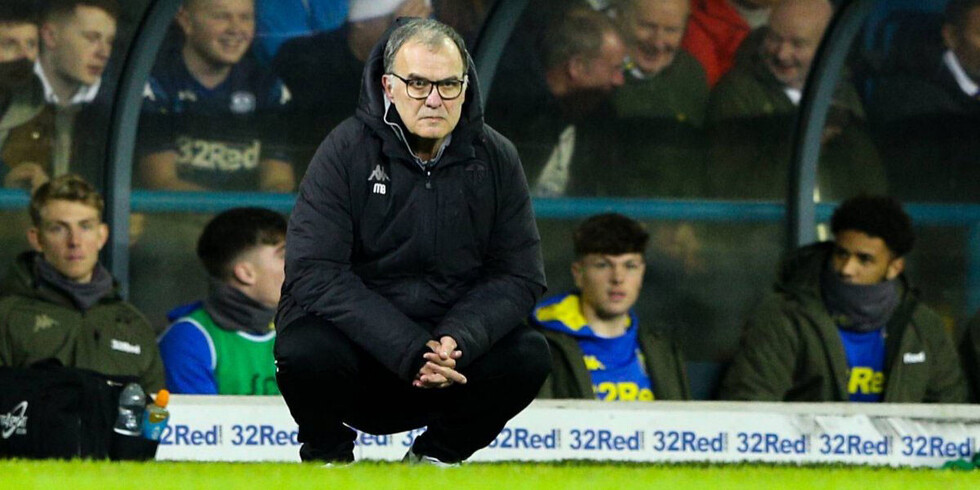 Bielsa continuará al frente del Leeds United