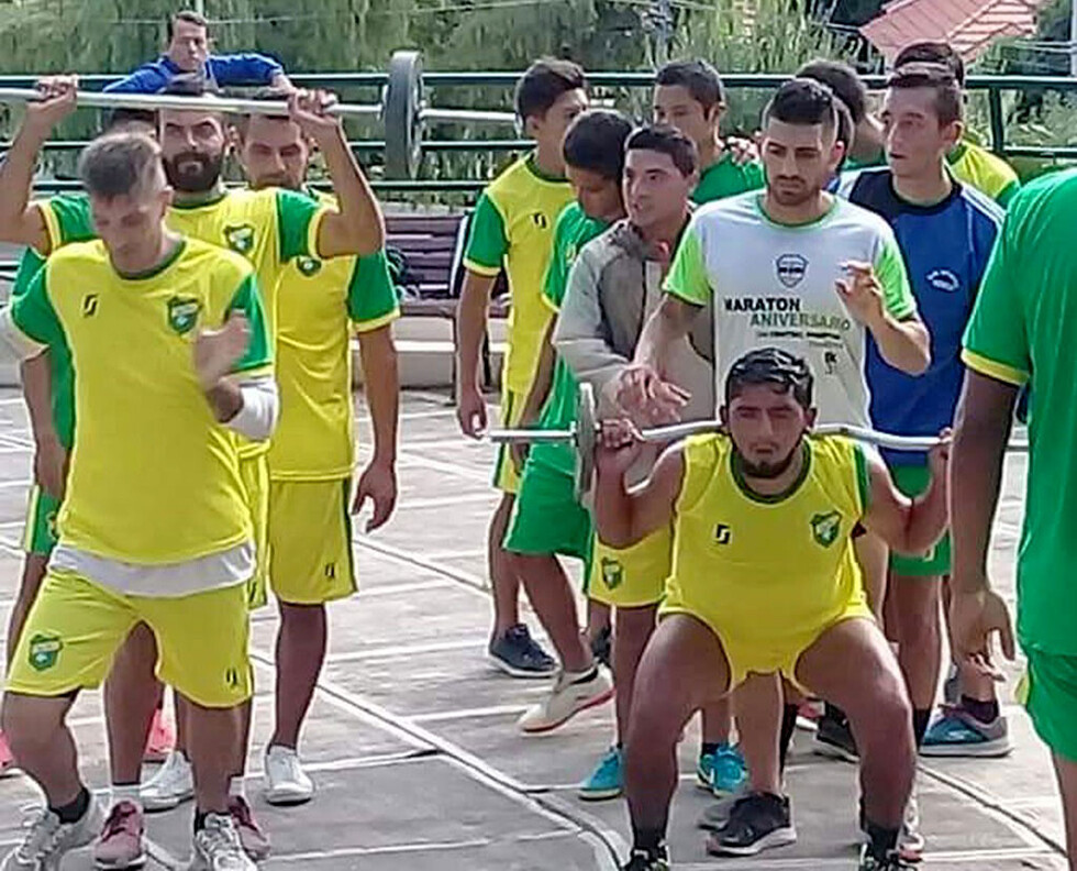 Nacional Senac apuesta a un mediocampo combativo
