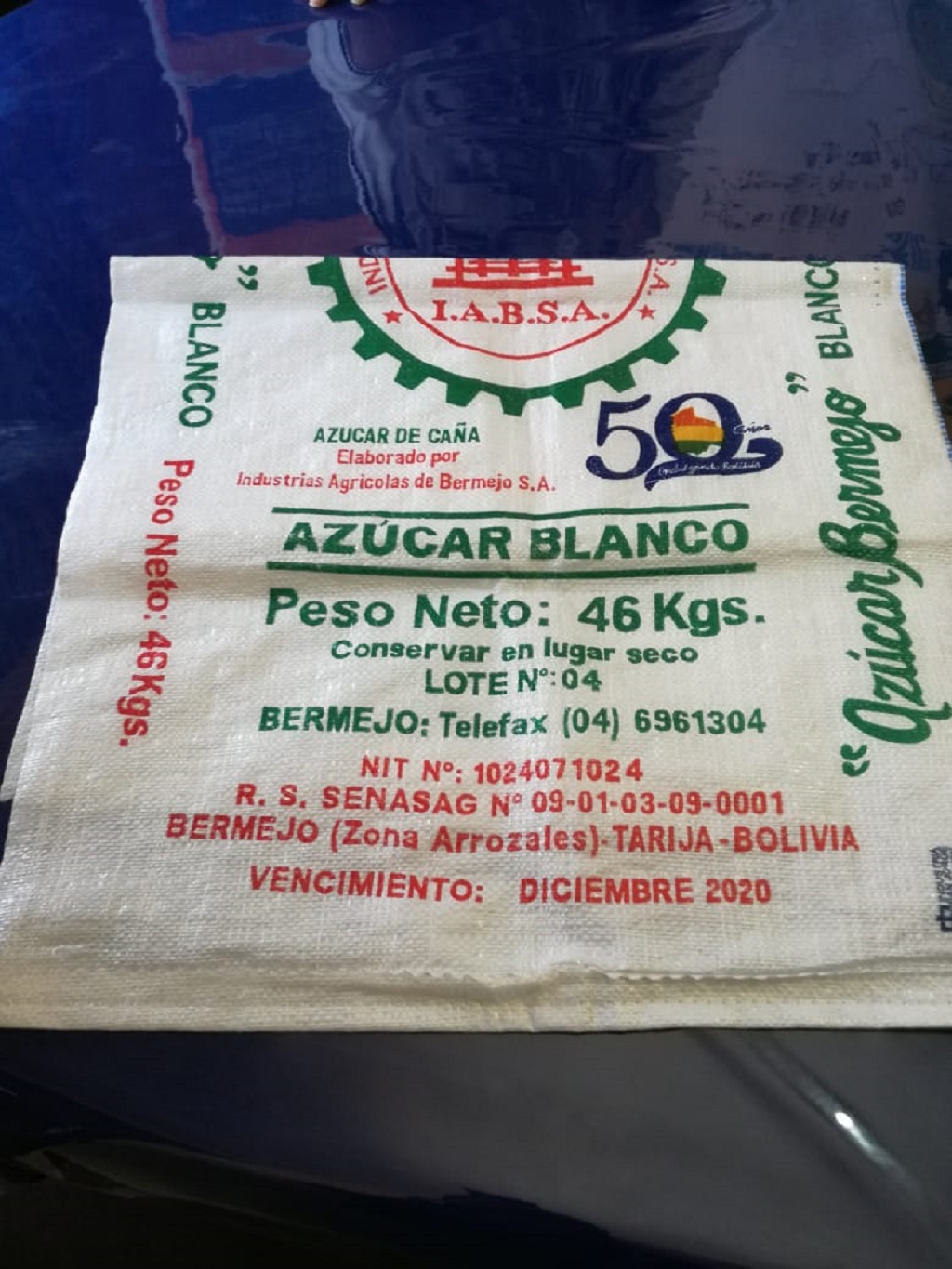 Venta de azúcar mezclado y con peso adulterado prolifera en los mercados de Tarija