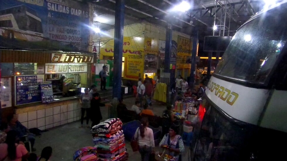 Inclemencias del tiempo retrasa llegada de buses a Yacuiba