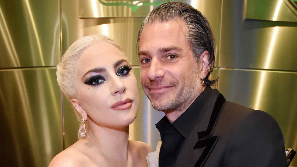 Lady Gaga  canceló su  compromiso