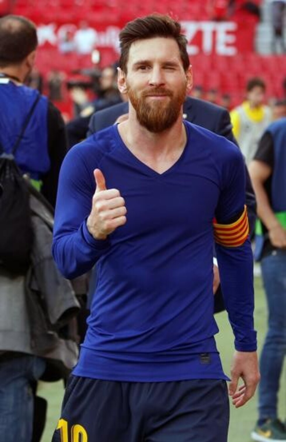 Recital de Messi y tres puntos  de oro para el Barça en Sevilla