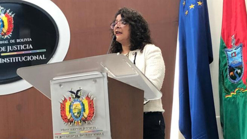Sánchez asume en el Servicio Plurinacional de la Mujer