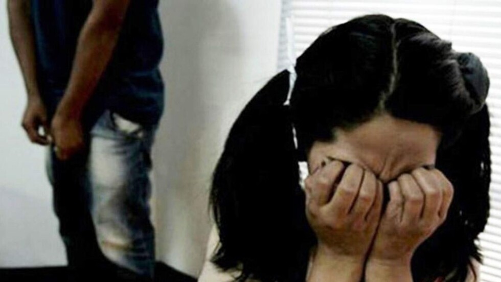Fue violada por su papá y su tío a los 4 años