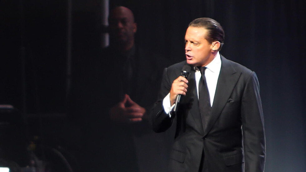 Luis Miguel tendrá que  realizar terapia auditiva