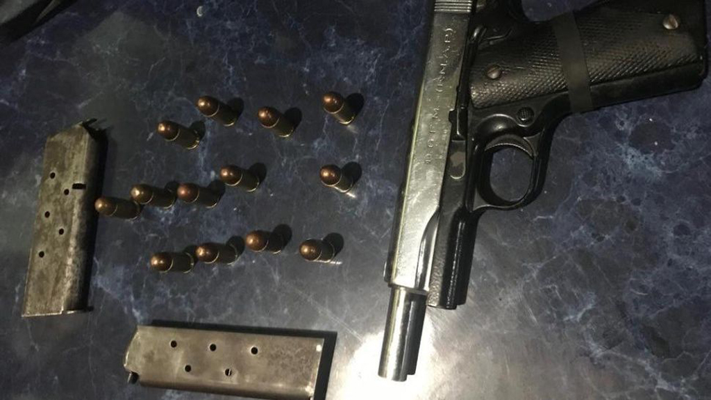 Paraguayo obligaba a vecinos a vender droga