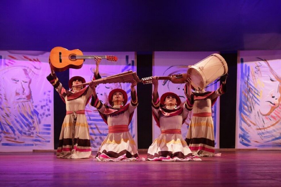 Gira “Soy Bolivia” pone en escena a 60 bailarines