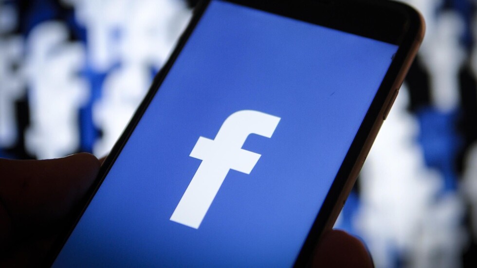 Captaba mujeres por Facebook y las prostituía