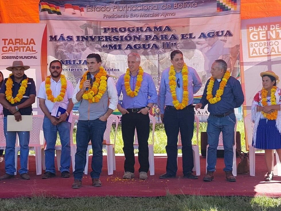 Vicepresidente inaugura mejoramiento de sistema de agua potable en Tarija