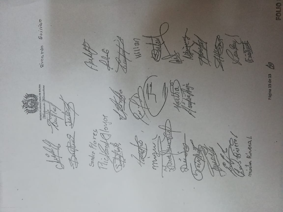 Sin cédula ni lista, comunarios firmaron una “hoja en blanco”
