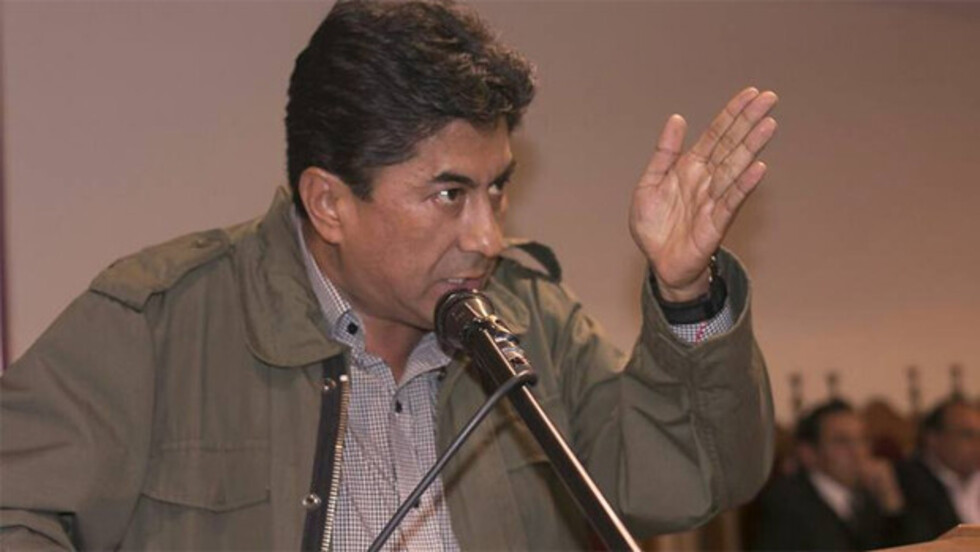 Magistrado acusado de golpeador retorna al Tribunal Constitucional