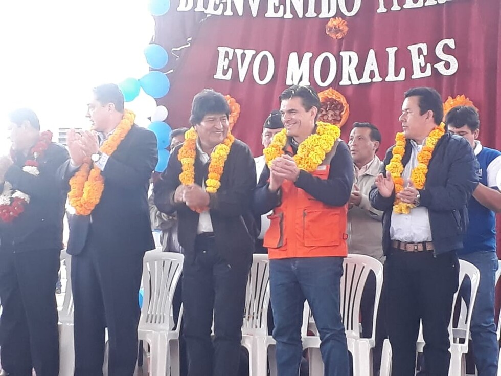 Morales y Rodrigo Paz entregan unidad educativa San Antonio en Tarija