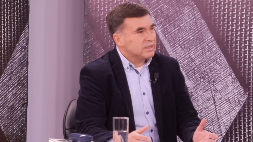 Quintana llamó sicarios políticos, retrógrados y pacotillas