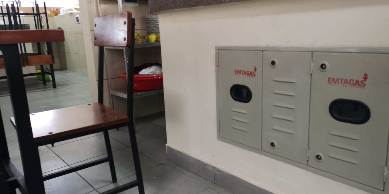Alcaldía desmiente denuncias sobre falta de conexiones de gas y energía eléctrica en mercado Bolívar