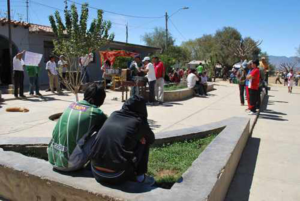 Condenan a policía por meter droga al penal de Morros Blancos