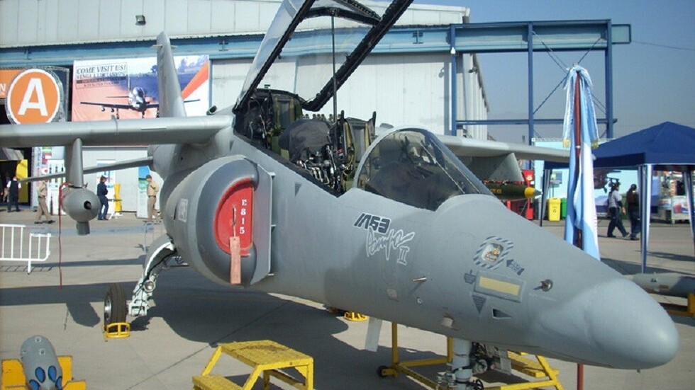 ¿Cómo funciona el avión militar de tecnología argentina que comprará Bolivia?