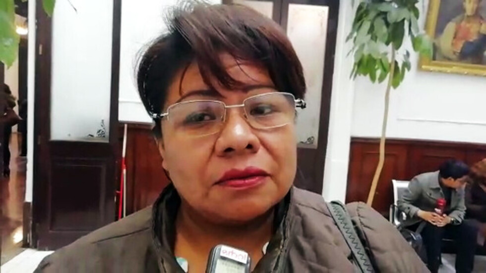 Senadora opositora denuncia acoso político de Óscar Ortiz y se sale de UD