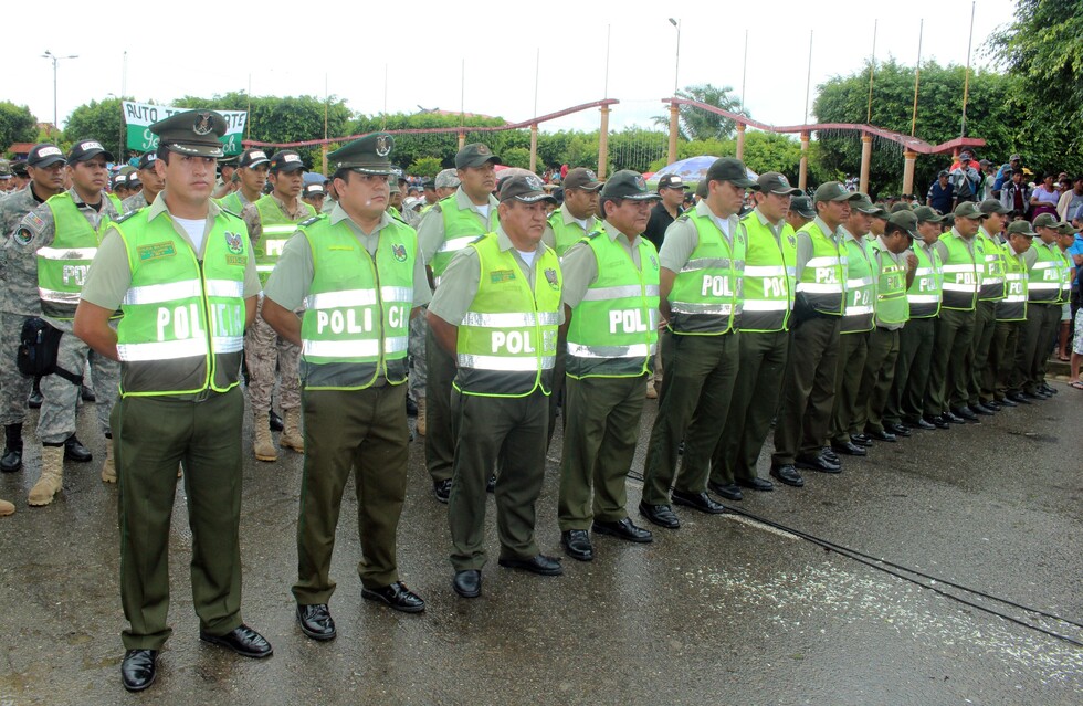 Policía instalará cámaras en uniformes de sus efectivos