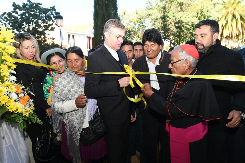 Inauguran Iglesia de El Valle  junto al Cardenal y Morales