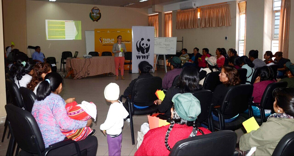 Taller de medio ambiente reunió a unas 50 mujeres