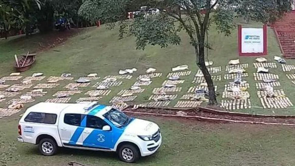 Secuestraron dos toneladas de marihuana