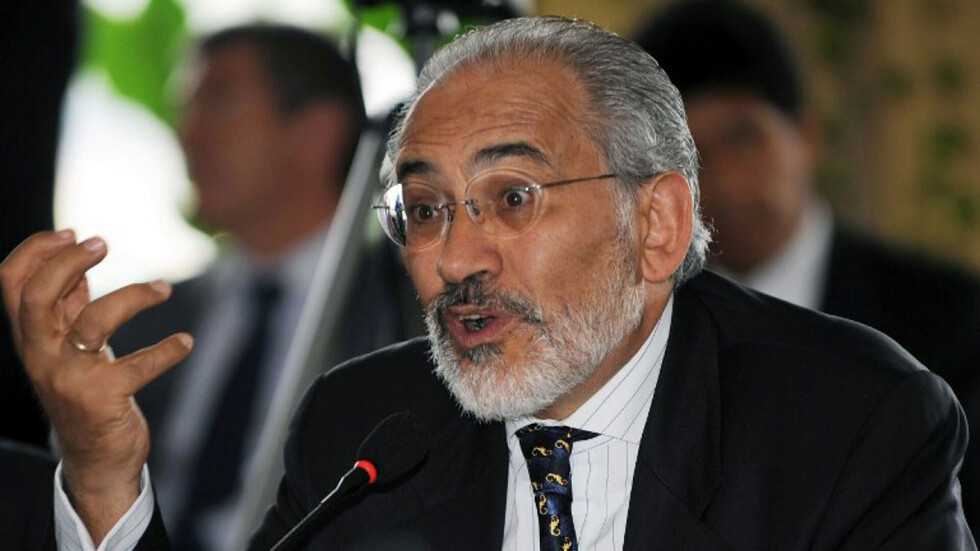 Evo promulga DS de alza salarial de 4% al básico y 3% al mínimo