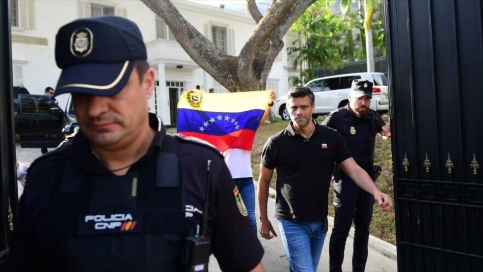 España no permitirá que su embajada en Venezuela se convierta en centro de actividad política