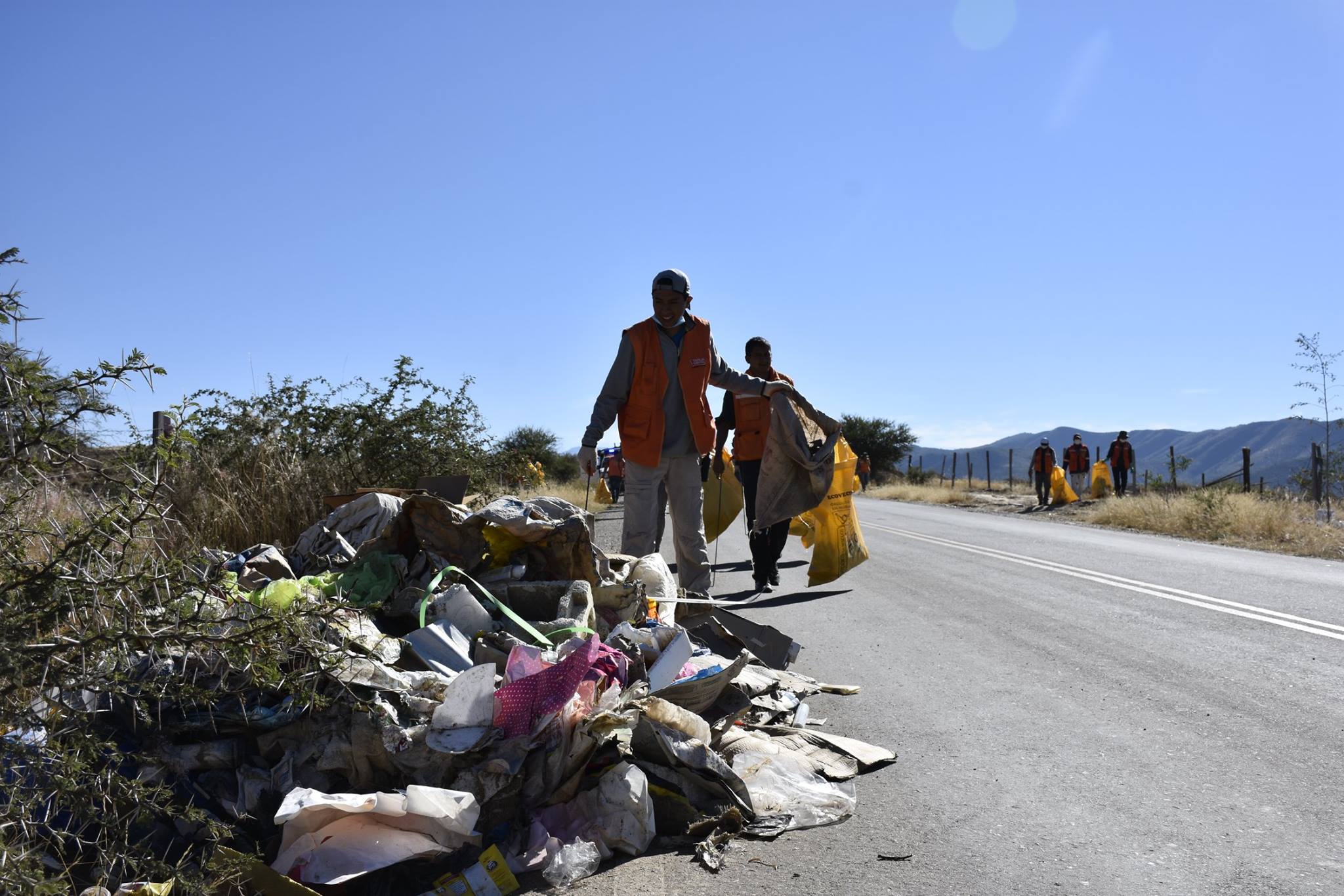 Comunidades se organizan para frenar la proliferación de basura