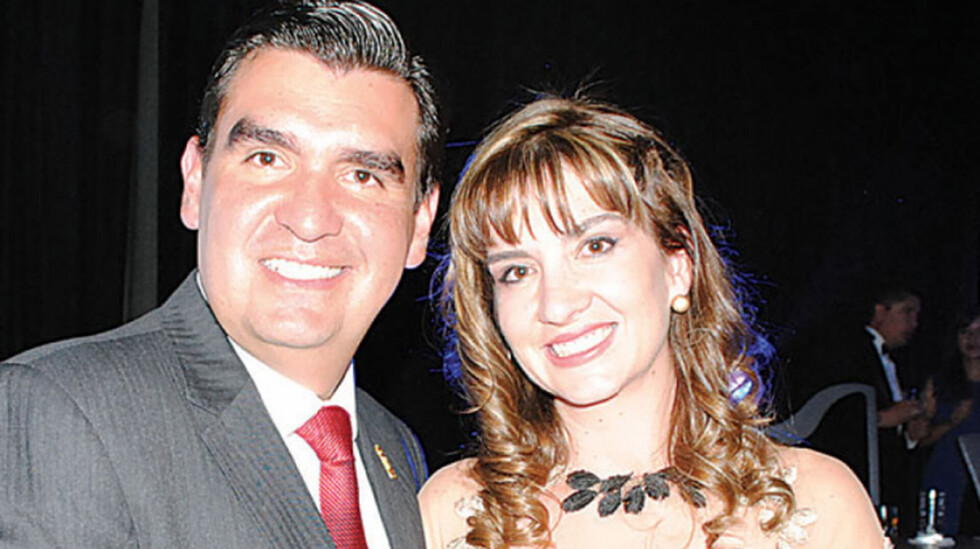 Diputado denuncia retención ilegal de esposa de Leyes