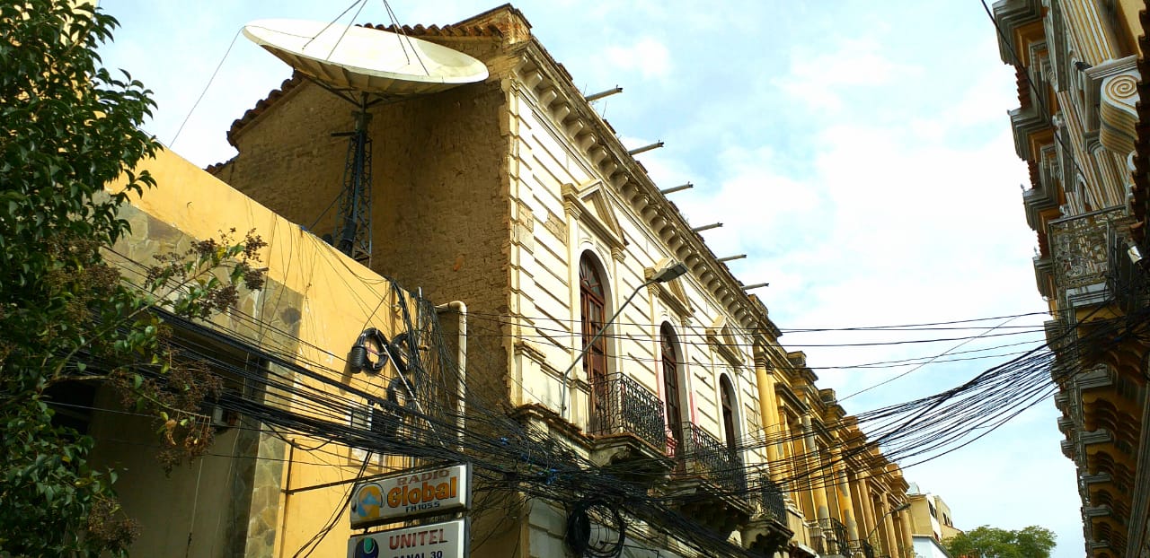 El patrimonio urbano se pierde  y la norma municipal no avanza