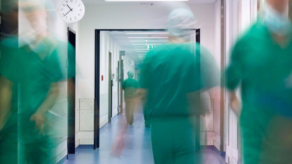 Detienen a dos adolescentes acusados de violar a un niño de 13 años en Argentina y contagiarle sífilis y HIV
