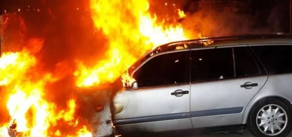 Lo mataron de 9 tiros e incendiaron su camioneta