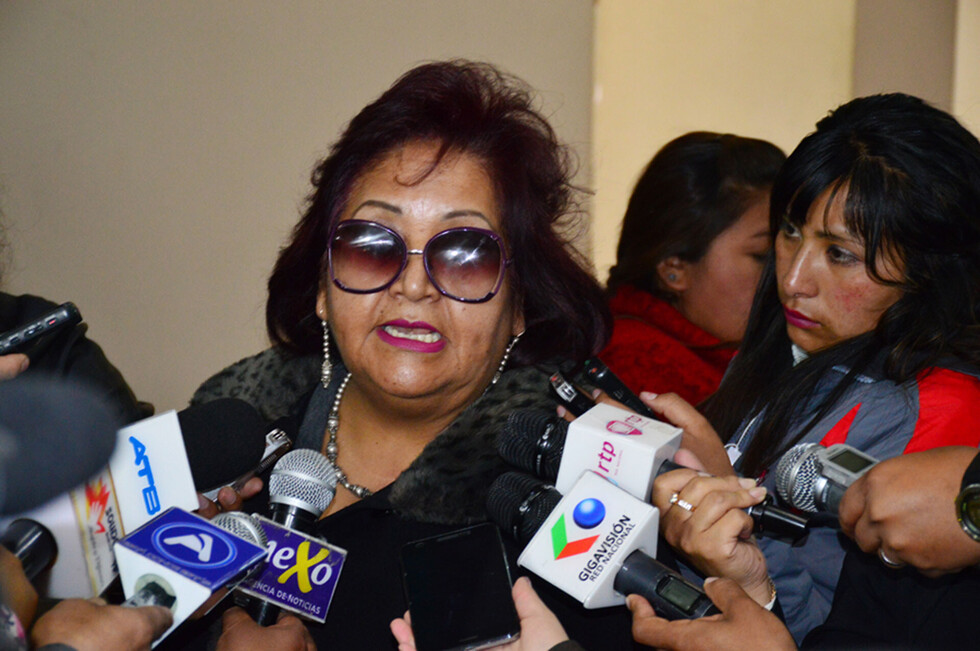 Yañíquez lamenta la "soberbia" de Revilla