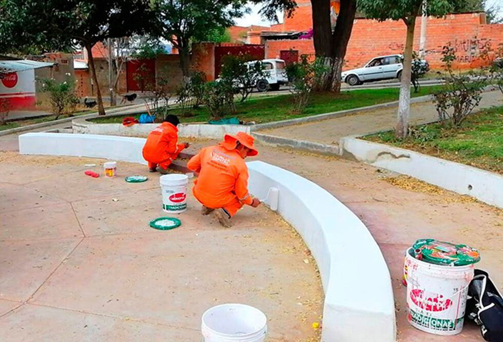 La Alcaldía trabaja en áreas verdes y plazas de 6 barrios