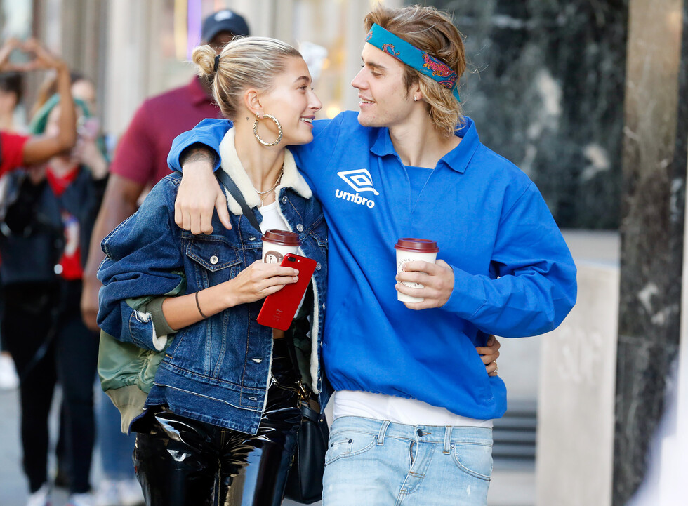 Justin y Hailey mostraron  sus anillos de matrimonio