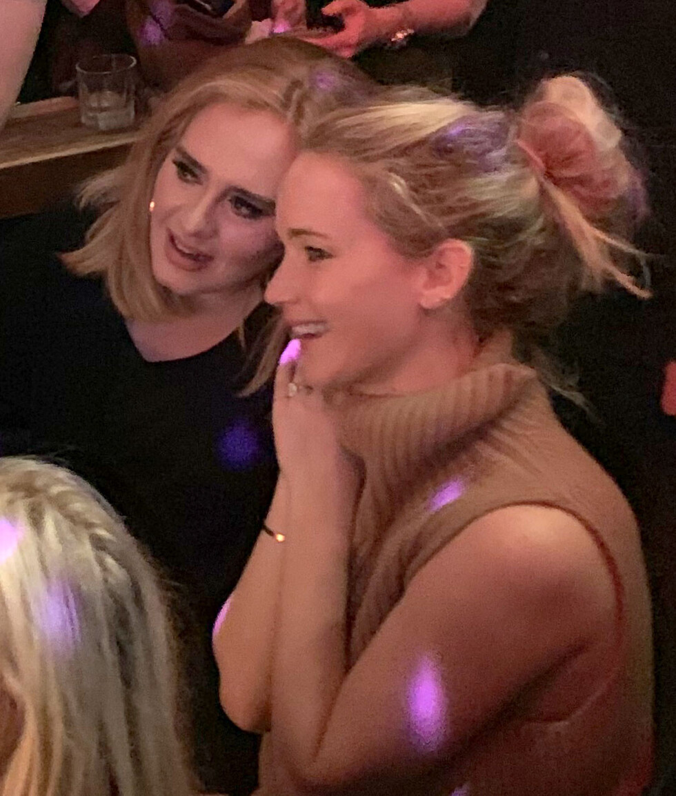 Adele rapeó  en un bar al  estilo Minaj